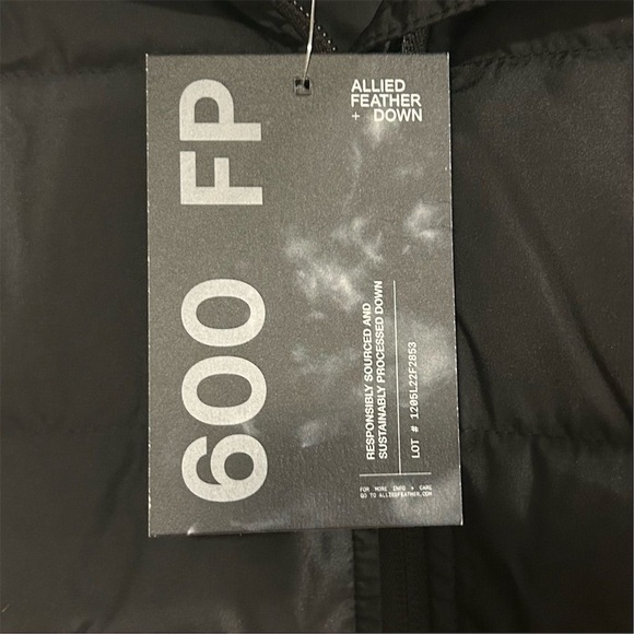 Lands' End Women's Black Puffer Vest Size S Quilted Lightweight Snap Pockets - Picture 5 of 9